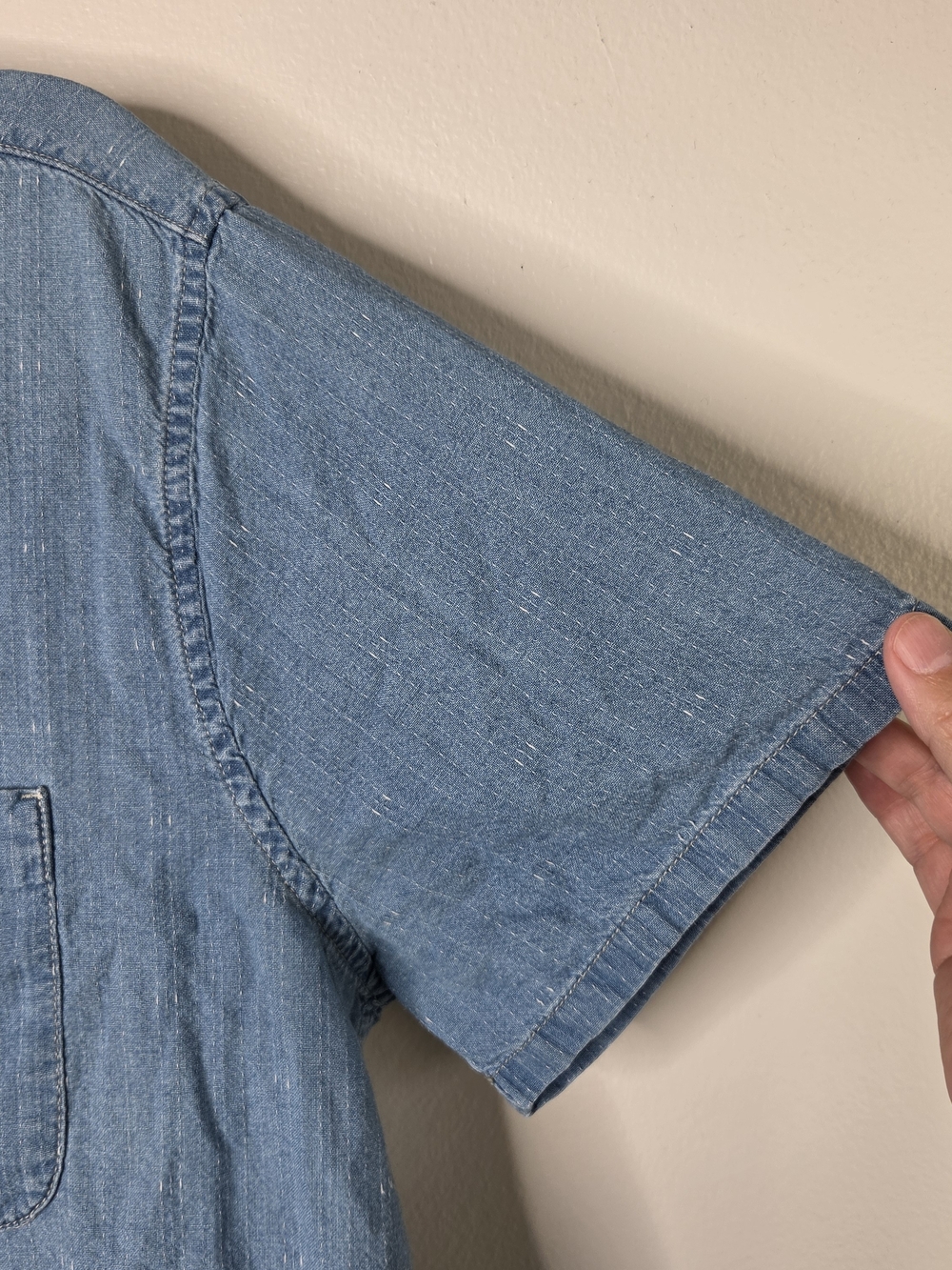 Madewell Men's Easy Fit Blue Denim Button Up Shirt - Picture 4 of 9